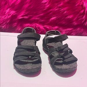 Ladies LL BEAN Black Strappy Comfort Sandals